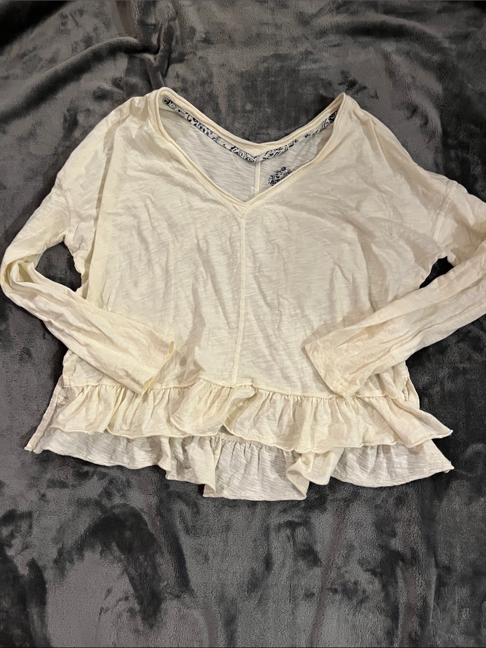 Anthropologie Cream Ruffle-Hem V-Neck Long Sleeve Top
